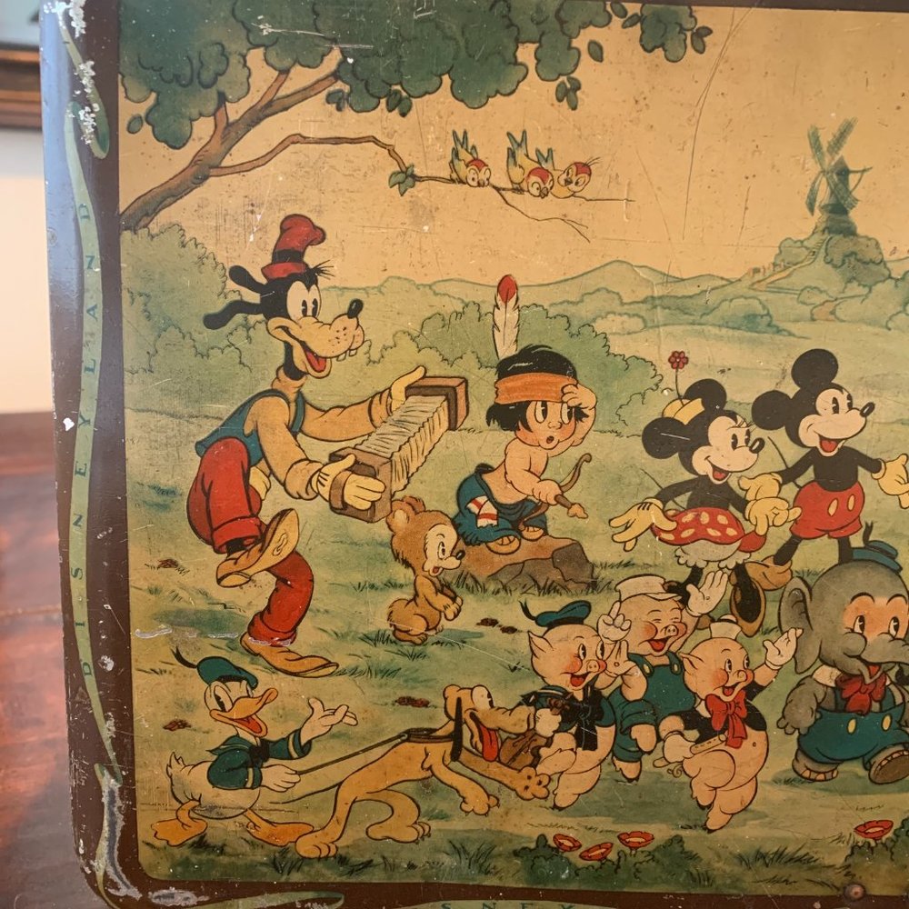 RARE 1930s Lithographic Walt Disney, Disneyland Cookie Tin - Picture 2 of 15